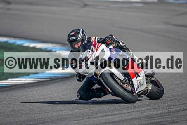spof1429 | Professionelle Fotos von Sportveranstaltungen, aber auch Hochzeiten und anderen Events. - Realisiert mit Pictrs.com