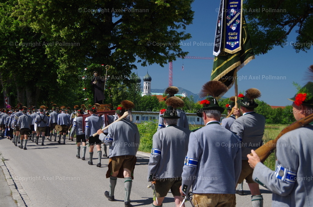 IMGP6398 | fotografiert von Axel PollmannLeonhardi Wallfahrt Benediktbeuern und Murnau, Fronleichnam, Fasching, Landschaft im Loisachtal und Benediktbeuern  - Realisiert mit Pictrs.com