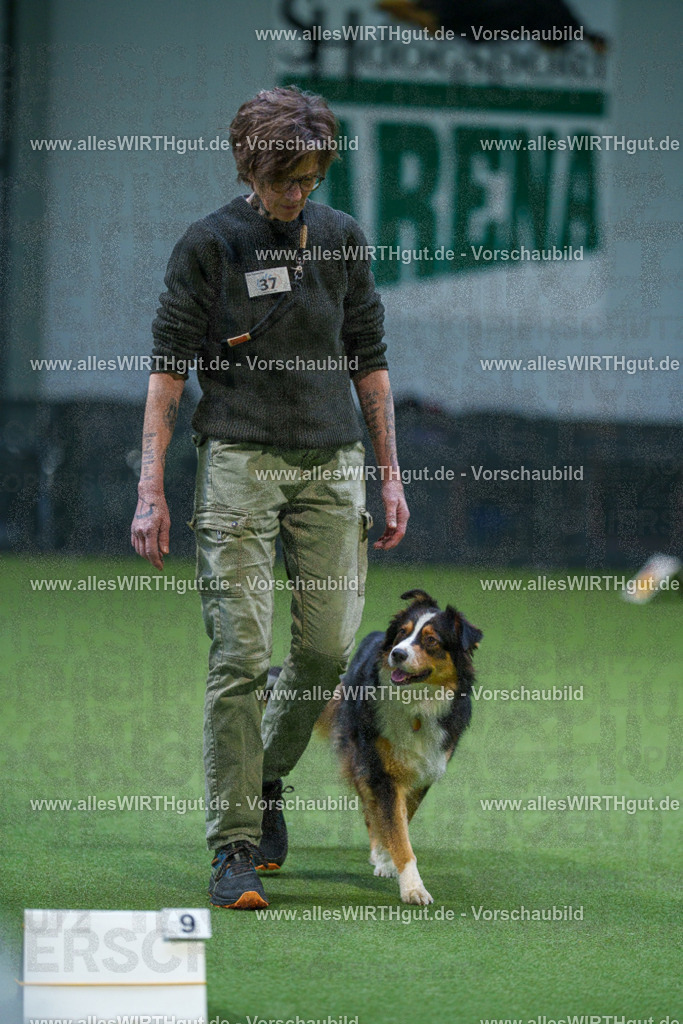 7R506045 | Professionelle Tierfotografie in Mönchengladbach von Daniel Wirth (allesWIRTHgut). Liebevolle & natürliche Bilder von Hunden & Katzen für unvergessliche Erinnerungen.