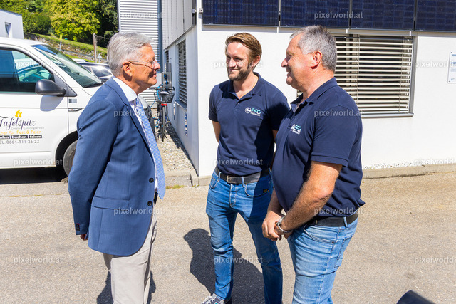 Verleihung des Kärntner Landeswappen an die Firma EFG | Bildershop von pixelworld.at - Realisiert mit Pictrs.com