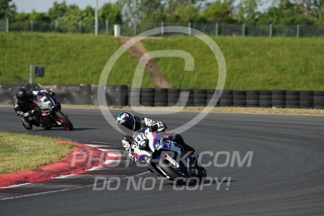 2024_05_16_PBK_12522 | Sportfotografie; SlowMotion; Video; Rennstrecke; Hafeneger; Speer; Racing; RSE; BMW; CBO; Trackday; Motorsportarena; Hockenheimring; Brno; Most; Barcelona; Valencia