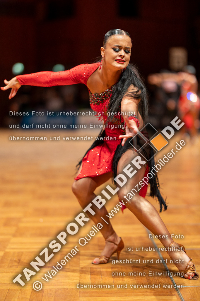 20230812-03991 | Hier finden Sie Tanz Bilder vom Latein und Standard Formationen tanzen. Sportbilder vom Tanzsport. Schöne Fotos und von Weltmeisterschaft, Europameisterschaft, Bundesliga, Regionalliga, Oberliga und Landesliga sowie von GOC Stuttgart, DanceComp, WM Bremen