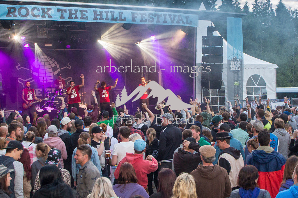 16062017-fb-1455 | Rock the Hill 2017 / Open Air

Bild: auf der Buehne am Freitag Abend, Le Fly, aus Hamburg