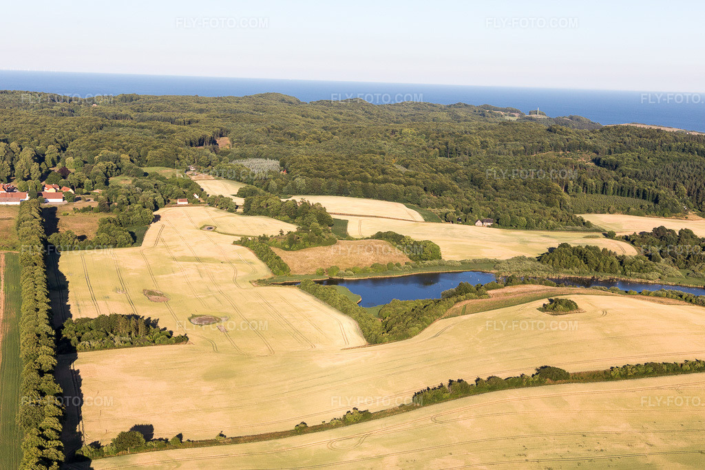 Aerial view: View of the town in Borre in the state Zealand, Denmark. – Photo: IMG_108526.jpg taken on 07/04/2018 by Werner Riehm/FLY-FOTO.com – Resolution of the original: 5472 x 3648 px