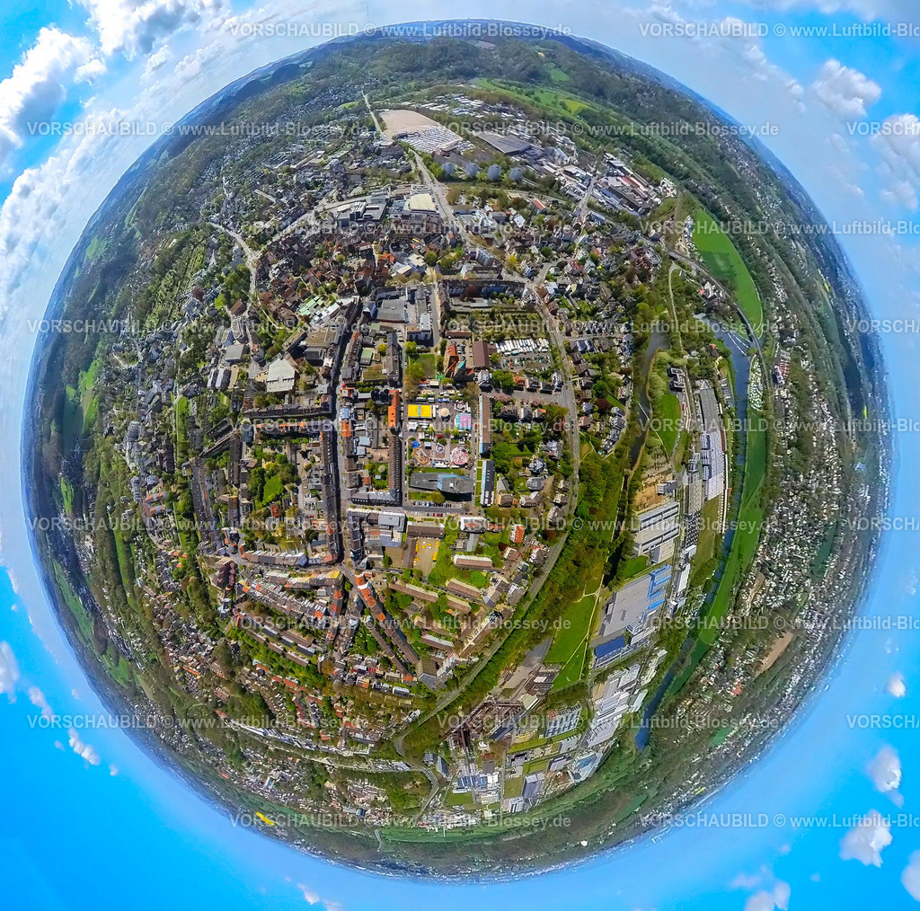 Hattingen230490836Mitte | Luftbild, Hattingen-Mitte, Innenstadt, City Innenstadt, Frühjahrskirmes am Rathaus auf dem Rathausplatz, Erdkugel, Fisheye Aufnahme, Fischaugen Aufnahme, 360 Grad Aufnahme, , Hattingen, Ruhrgebiet, Nordrhein-Westfalen, Deutschland
