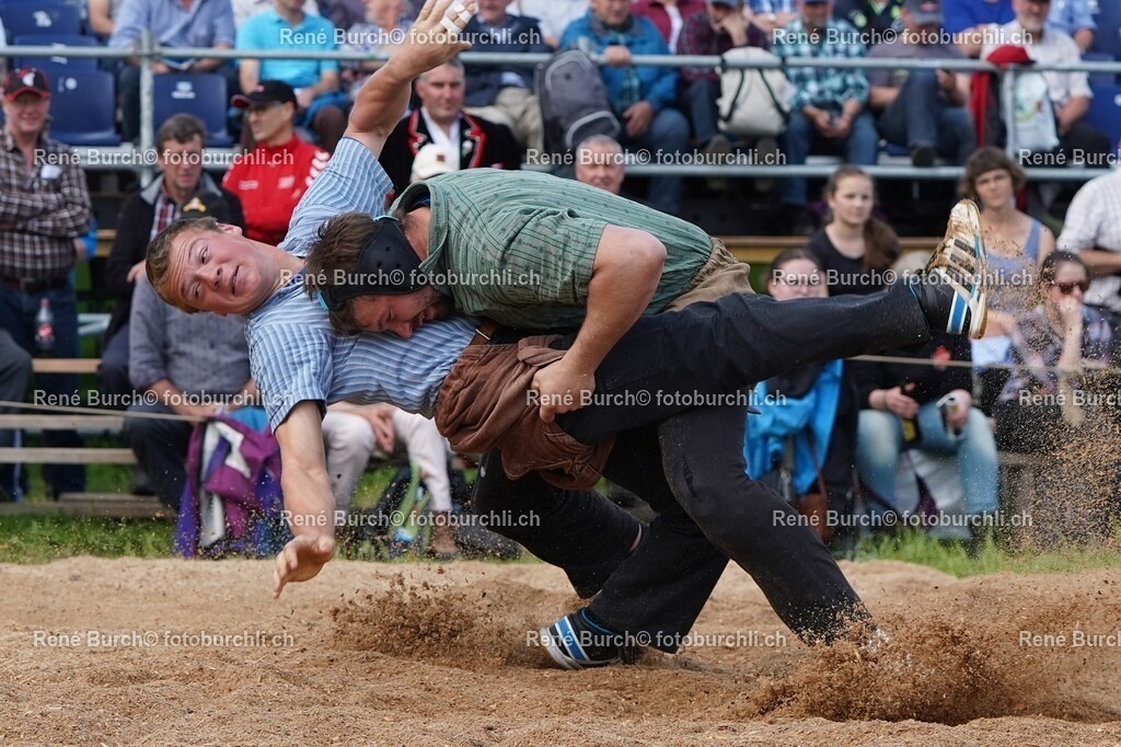 38 | René Burch leidenschaftlicher Fotograf aus Kerns in Obwalden.  Hier finden sie Sport, Landschaft und Natur Fotografie.
 - Realisiert mit Pictrs.com