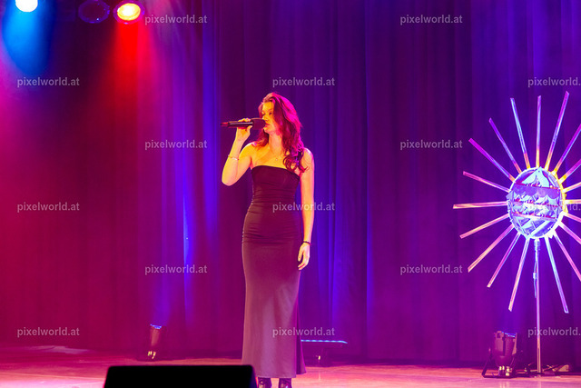 Kunst trifft Stadt - Aufführung | Bildershop von pixelworld.at - Realisiert mit Pictrs.com