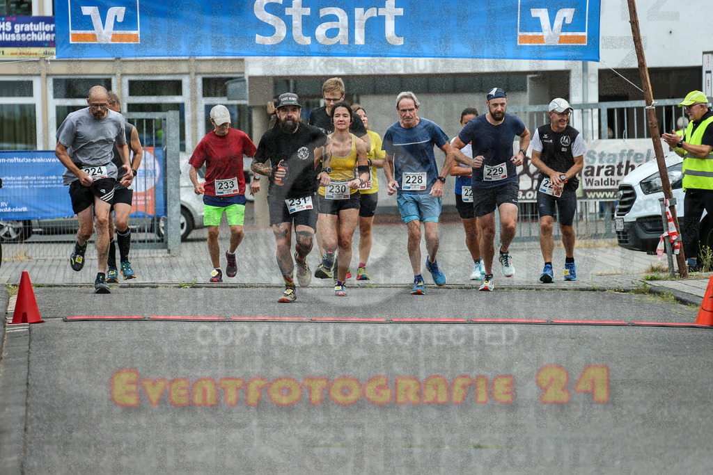 220805_1811_EX1_7161 | Sportfotografie im Rhein-Sieg Kreis, Köln, Bonn, NRW, Rheinland Pfalz, Hessen, etc. Unser Tätigkeitsfeld umfasst den Laufsport vom Volkslauf über den Marathon, Duathlon, Triathon bis zum Ultralauf wie Kölnpfad Ultra oder Schindertrail.