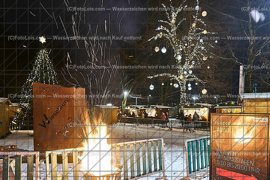 ALP9286_Wieselburger ADVENT_Feuerkorb | (C)FotoLois.com, Alois Spandl, Wieselburger Advent, Wintersonnenwendfeier mit Umzug durch die Stadt, Sonnenwendfeuer und Perchtenlauf mit Show im Schlosspark, Mitwirkung der Partnergemeinde EINBECK, Sa 17. Dezmber 2022.