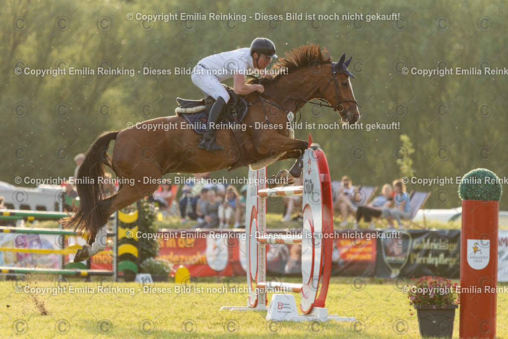 CL5A1465 | Emilia Reinking Fotografie - Realisiert mit Pictrs.com