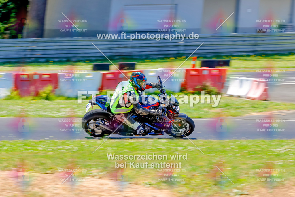 _MOT9348 | Hier findet Ihr Bilder von Touristenfahrten auf der Nürburgring Nordschleife oder von anderen Veranstaltungen die ich besucht habe. Viel Spass beim Durch Schauen 