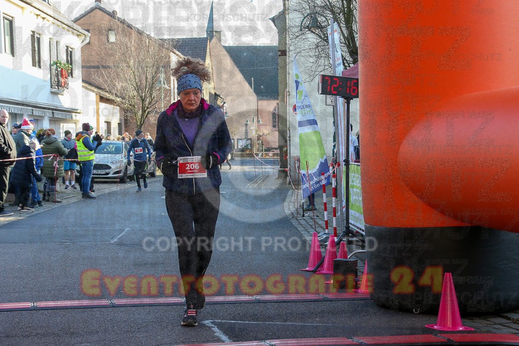 241201_1248_EX1_3358 | Sportfotografie im Rhein-Sieg Kreis, Köln, Bonn, NRW, Rheinland Pfalz, Hessen, etc. Unser Tätigkeitsfeld umfasst den Laufsport vom Volkslauf über den Marathon, Duathlon, Triathon bis zum Ultralauf wie Kölnpfad Ultra oder Schindertrail.