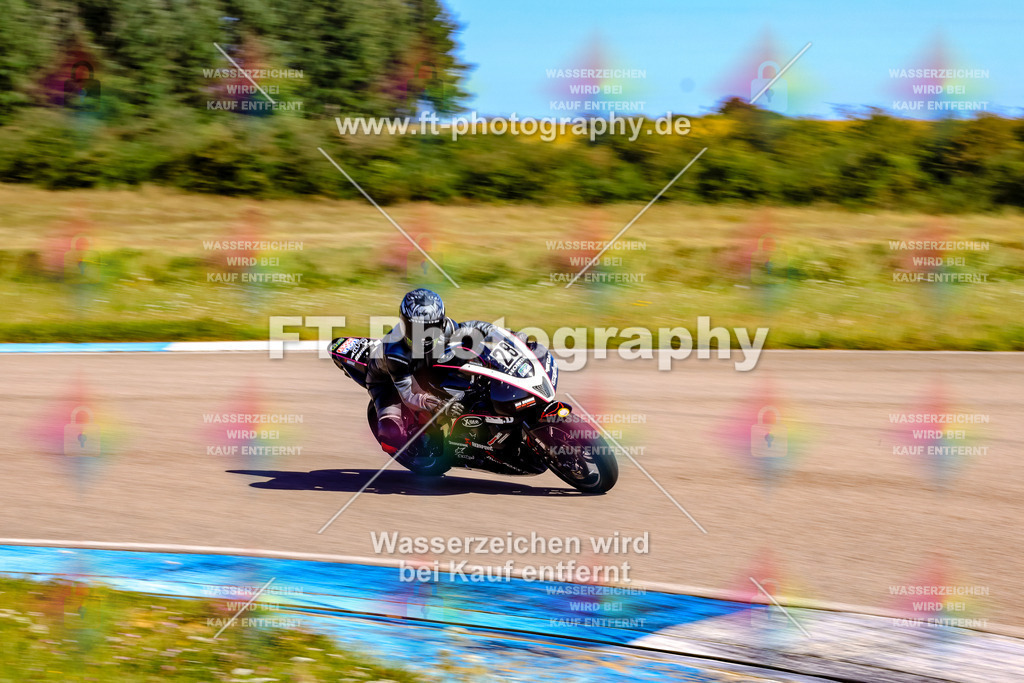 028-2492 | Hier findet Ihr Bilder von Touristenfahrten auf der Nürburgring Nordschleife oder von anderen Veranstaltungen die ich besucht habe. Viel Spass beim Durch Schauen 