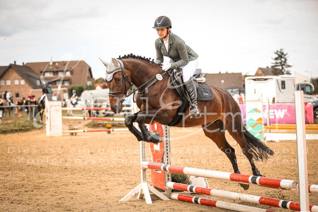 06.SoSpWB00368 | Leoni Ertmer Photography - Realisiert mit Pictrs.com