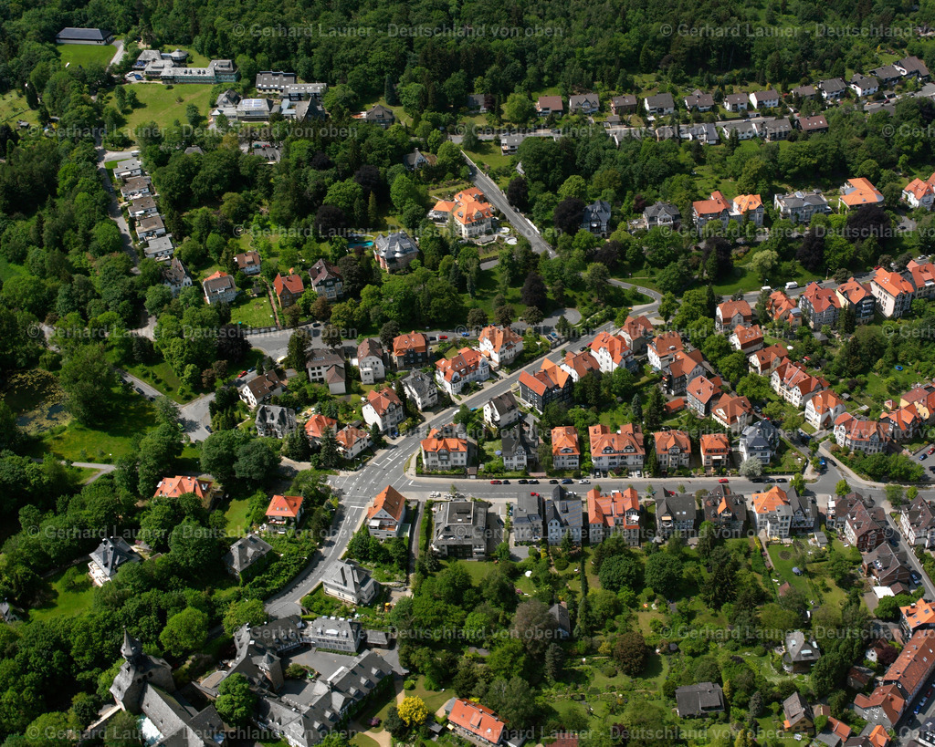 2638370 | GOSLAR GEORGENBERG 09.06.2006 Wohngebiet - Mischbebauung der Mehr- und Einfamilienhaussiedlung  in Georgenberg im Bundesland Niedersachsen, Deutschland // Residential area - mixed development of a multi-family housing estate and single-family housing estate  in Georgenberg in the state Lower Saxony, Germany Foto: Gerhard Launer