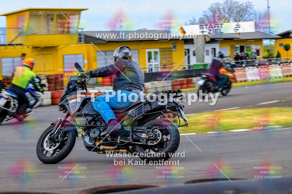 _OTO3480 | Hier findet Ihr Bilder von Touristenfahrten auf der Nürburgring Nordschleife oder von anderen Veranstaltungen die ich besucht habe. Viel Spass beim Durch Schauen 
