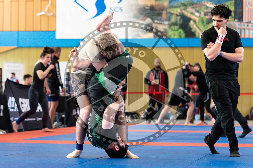20250510PBB4285 | Athletes compete during the JJLG Berlin Open Jiu-Jitsu Championship on May 10, 2025 in Berlin, Germany. © Chiara Dazi / photoblackbelt