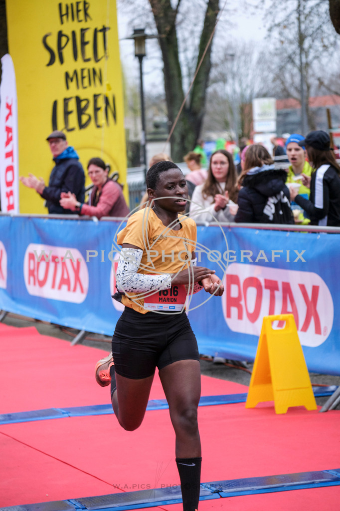 ..... | AUSTRIA, Wels, 30.03.25, ALOHA Wels Halbmarathon, Image Shows: , Foto: Wapics/RING M.