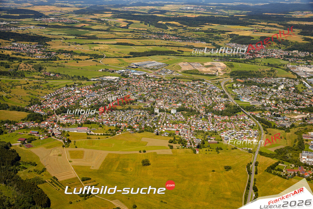 Das Luftbild zeigt : Weilstetten Balingen - Die Luftaufnahme wurde 2024 vom UL-Flugzeug aus erstellt ( keine Drohne ) - Hochauflösende Luftaufnahme - Für grossformatige Ausdrucke geeignet. Die Geschenkidee !Mit Lizenz und Bildrechte bestellbar