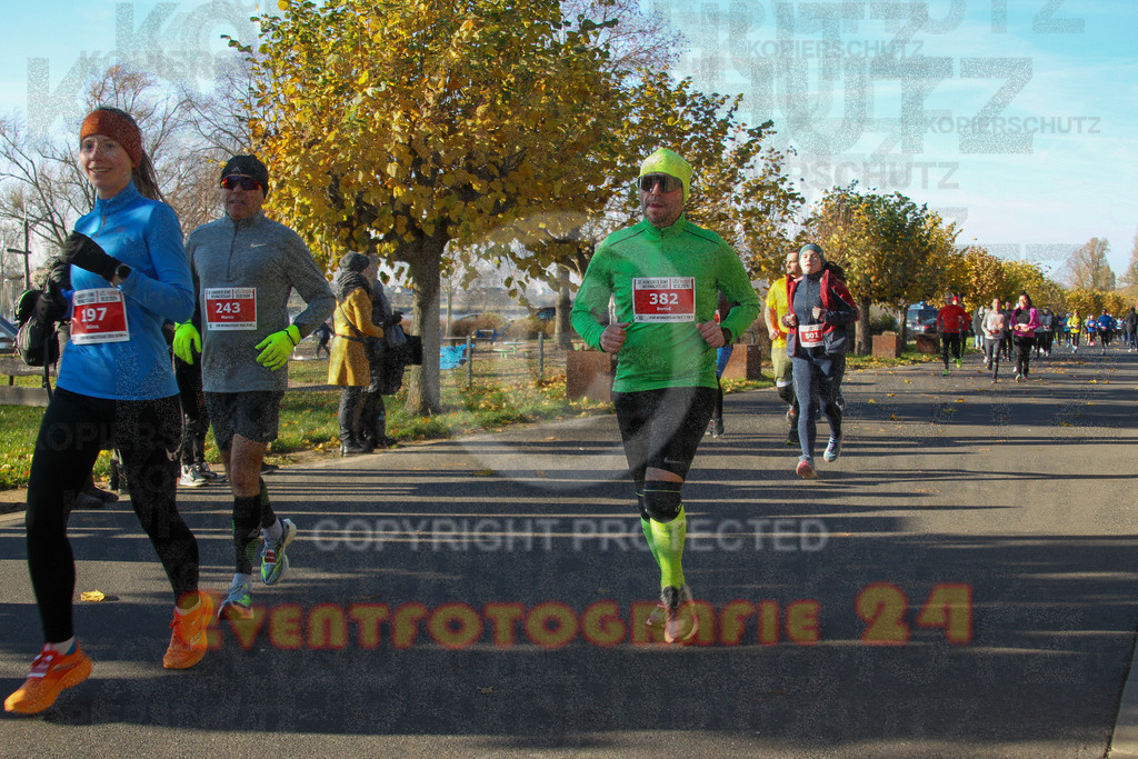 241201_1145_EV4_1648 | Sportfotografie im Rhein-Sieg Kreis, Köln, Bonn, NRW, Rheinland Pfalz, Hessen, etc. Unser Tätigkeitsfeld umfasst den Laufsport vom Volkslauf über den Marathon, Duathlon, Triathon bis zum Ultralauf wie Kölnpfad Ultra oder Schindertrail.