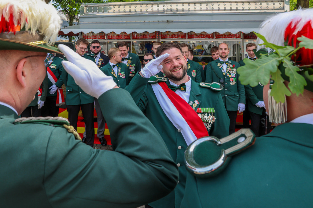 top-top.de-250531-005 | Foto, Video, Fotografie, Videografie, Fotobox, DJ, Discjockey, Musik, Musikbox, Veranstaltung, Photobooth, Amazon, Ebay, Buchtipp, Bestseller, Autor, Verlag, Buch, Wesel, Hamminkeln, NRW, Dinslaken, Rees, Drohne, Hochzeit, Party, Fotobox, Wesel, Fotograf