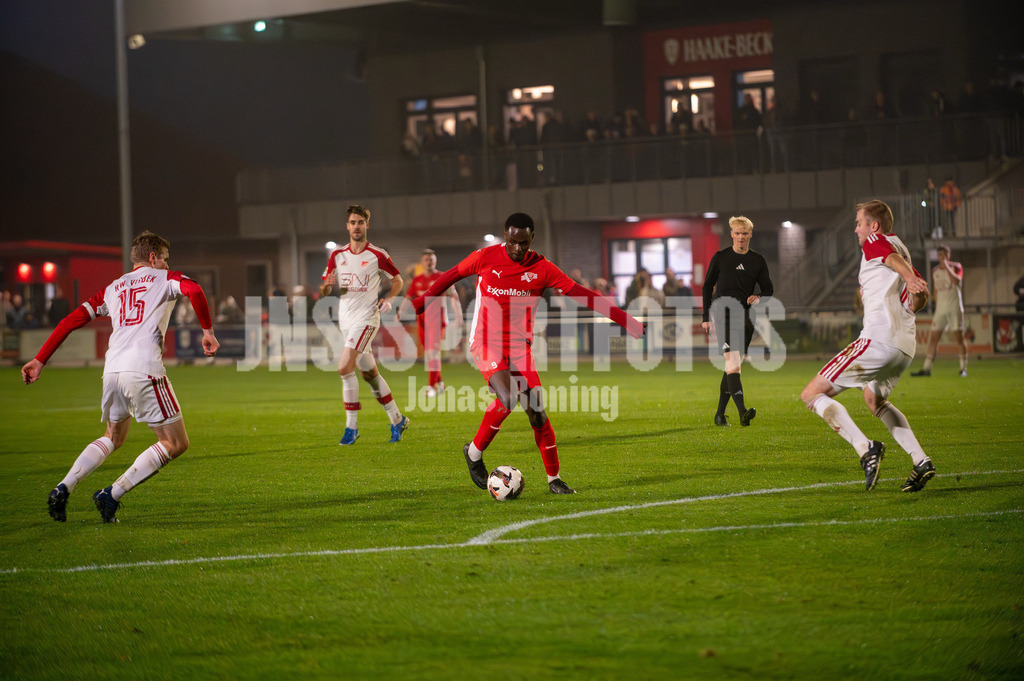 VFL-RWV_07.11.2025-8 | jns.sportfotos - Realisiert mit Pictrs.com