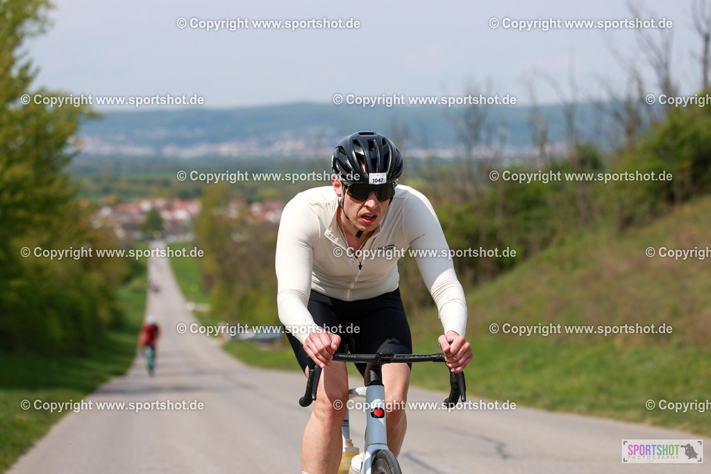547_AR6_9798 | Neusiedlersee Radmarathon 2026@sportshot_your_pictrs #yourpictures#roadtowm2029 #nrm #neusiedlerseeradmarathon #neusiedlersee #neusiedlerseetourismus #burgenland #mörbisch #nrm26 #burgenlandtourismus #voglundco #poweredbyburgenlandtourismus #radsport #rad #marathon #ucigranfondo #visitburgenland #ucigranfondoworldseries