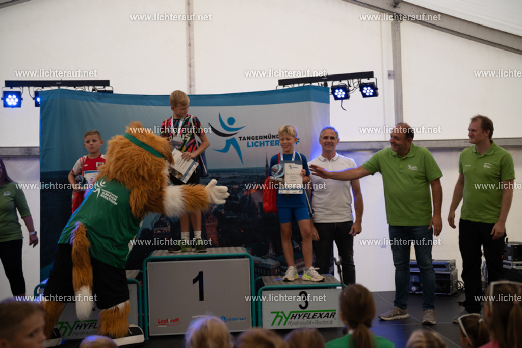 FSC08319 | Lichterlauf  - Realisiert mit Pictrs.com