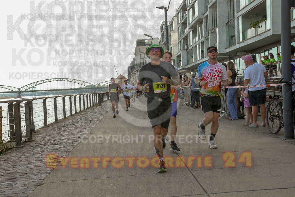 250920_1448_EX1_7690 | Sportfotografie im Rhein-Sieg Kreis, Köln, Bonn, NRW, Rheinland Pfalz, Hessen, etc. Unser Tätigkeitsfeld umfasst den Laufsport vom Volkslauf über den Marathon, Duathlon, Triathon bis zum Ultralauf wie Kölnpfad Ultra oder Schindertrail.