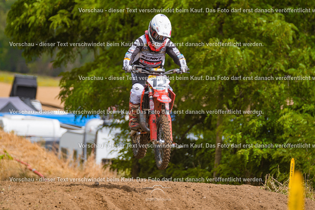 07_05_BernauerSchleife-7168 | Sportfotografin aus Berlin-Brandenburg mit Fokus auf Motocross. Ich halte deine sportliche Leistung und echte Emotionen auf und neben der Strecke professionell fest. Entdecke die Fotos von deinem Rennen und bestelle sie direkt hier im Shop.