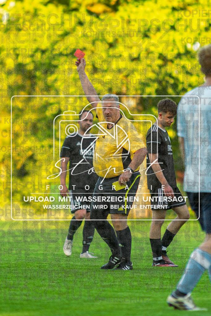 3. Kreisklasse Herren HK - FG Fulde-Stellichte II vs. SV Veersetal II | Peter Paech (Schiedsrichter); 3. Kreisklasse Herren HK - FG Fulde-Stellichte II vs. SV Veersetal II am 22.05.26 in Zentralstadion, Fulde - Realisiert mit Pictrs.com