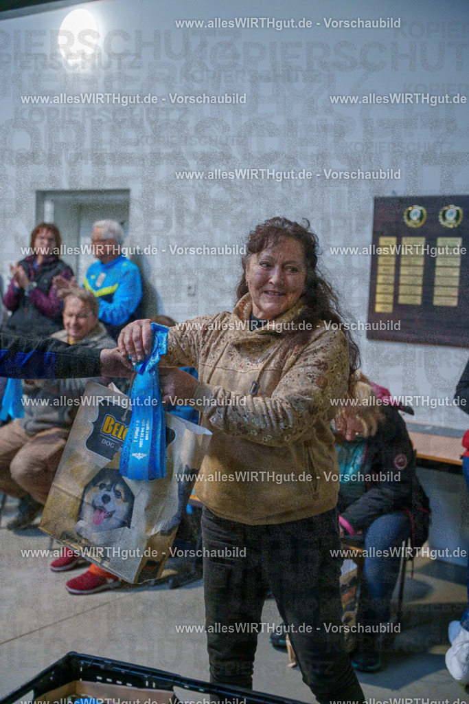7R501567 | Professionelle Tierfotografie in Mönchengladbach von Daniel Wirth (allesWIRTHgut). Liebevolle & natürliche Bilder von Hunden & Katzen für unvergessliche Erinnerungen.