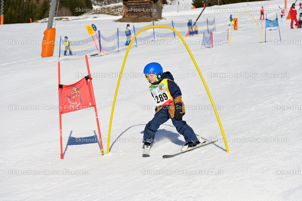 SRF_27.02.2026_023 | Skirennfotos,Serfaus,Fiss,Ladis,Kinderskirennen,Winter,Tirol,Oberland,skirace,SFL,feelfree,weil wir's genießen,ski,Ski,skifahren,Sonnenplateau, - Realisiert mit Pictrs.com