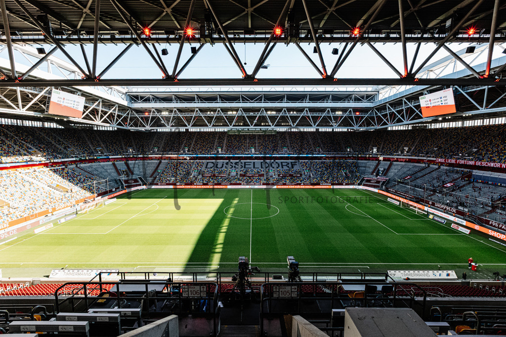 2. Bundesliga, Saison 2024/25, 28. Spieltag: Fortuna Düsseldorf - SC Preußen Münster | Düsseldorf, 05.04.2025: 2. Bundesliga, 28. Spieltag, Fortuna Düsseldorf gegen SC Preußen Münster in der Merkur Spiel-Arena in Düsseldorf. Foto: sportfotografie.ms | Markus Paletta - Realisiert mit Pictrs.com