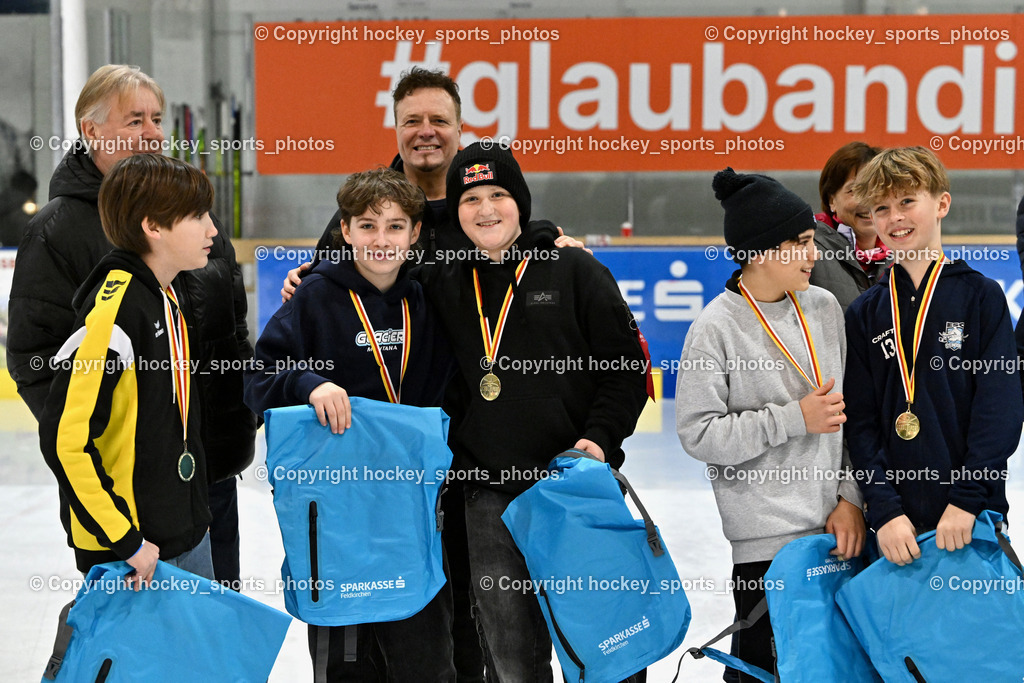 ESC SPARKASSE STEINDORF vs. EHC Althofen | ESC Steindorf Nachwuchs, KEHV Präsident Michael Herzog Löschnig, ESC SPARKASSE STEINDORF vs. EHC Althofen, ESC SPARKASSE STEINDORF vs. EHC Althofen am 06.03.2026 in Steindorf (Ossiachersee Halle), Austria, (Photo by Bernd Stefan)