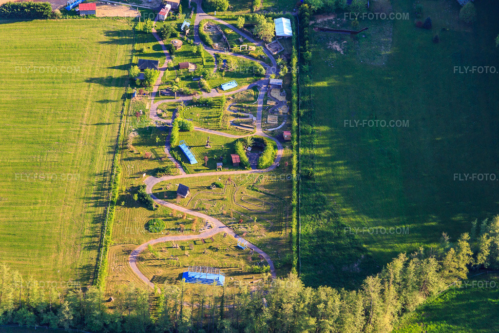 Aerial view: Parc Nature de Cheval in Altwiller in the state Bas-Rhin, France. – Photo: IMG_146133.jpg taken on 05/01/2025 by Werner Riehm/FLY-FOTO.com – Resolution of the original: 5472 x 3648 px – PARC-NATUREDECHEVAL.FR