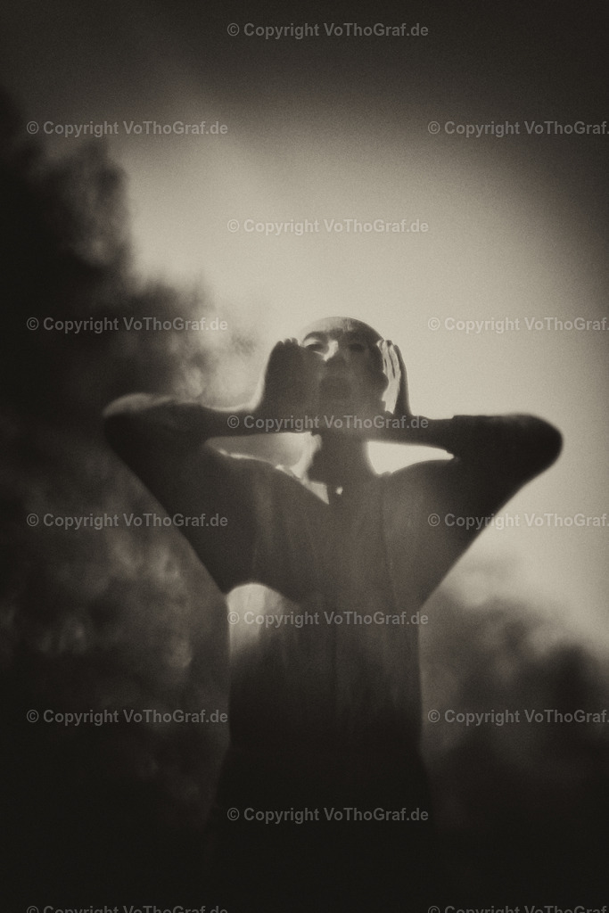 2022-10-07-0533 | "der Rufer"

steht, unter anderem, in Berlin zwischen dem Brandenburger Tor und der Siegessäule. Der Bildhauer und Grafiker Gerhard Marcks hat die drei Meter hohe Bronze 1966 geschaffen.

https://www.berlin.de/mauer/orte/gedenkorte/artikel.297851.php

 - Realisiert mit Pictrs.com