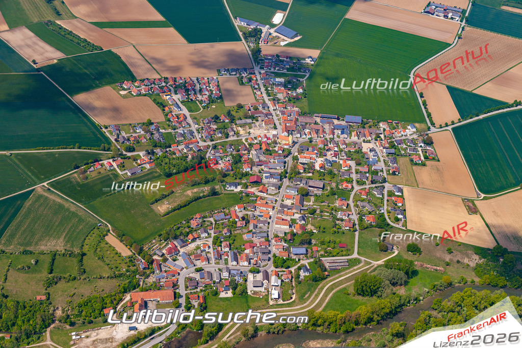 aktuelles Luftbild von  Irnsing  - Luftaufnahme wurde 2019 von https://frankenair.de mittels Flugzeug (keine Drohne) erstellt.