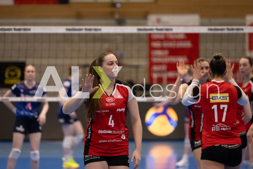 Volleyball I Frauen I Saison 2025-2026 I Volleyball NLA | Women I 1/2 Finals I  VC Kanti Schaffhausen - Sm'Aesch Pfeffingen I 22.03.2026 | 4 Laura Vermaas (NL) (VC Kanti Schaffhausen) - Mitte - Realisiert mit Pictrs.com
