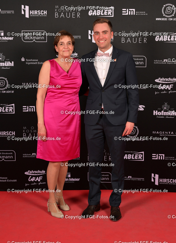 20240128-fge-fotos-0478 | Hofball der FGE am 28.01.2024 im Alten Stadttheater in Eichstätt. - Realisiert mit Pictrs.com