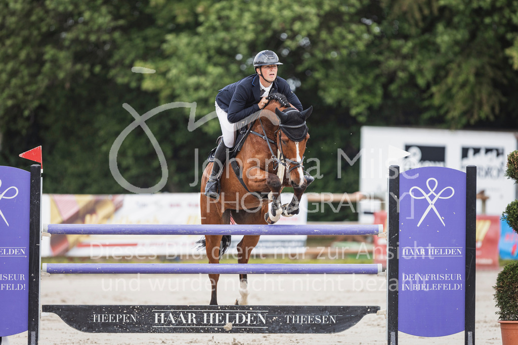 250530_MayDays_SprPf-M-411 | Deine schönsten Turniermomente als professionelle Fotos! Entdecke hochwertige Pferdesport-Fotografie im Online-Shop. Jetzt Fotos finden & bestellen!