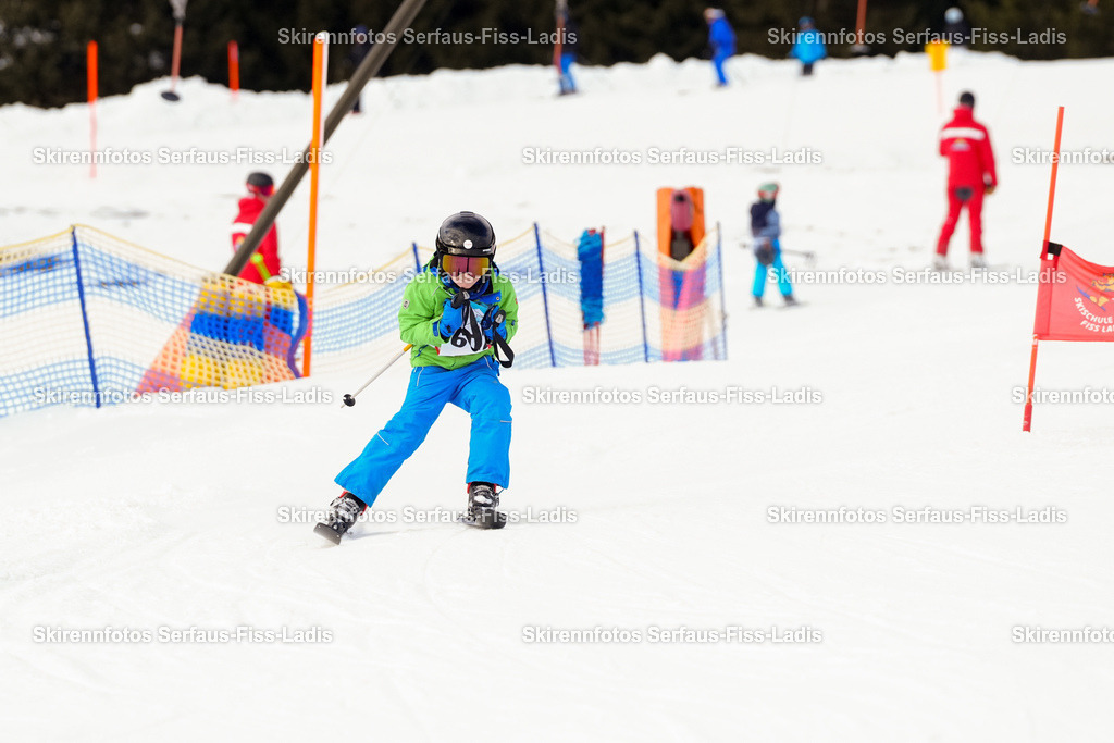 SRF_02.01.2026_1070 | Skirennfotos,Serfaus,Fiss,Ladis,Kinderskirennen,Winter,Tirol,Oberland,skirace,SFL,feelfree,weil wir's genießen,ski,Ski,skifahren,Sonnenplateau, - Realisiert mit Pictrs.com