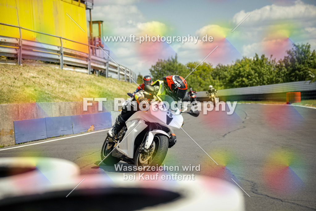 OBK_Mai_Justin_Uwe-10977 | Hier findet Ihr Bilder von Touristenfahrten auf der Nürburgring Nordschleife oder von anderen Veranstaltungen die ich besucht habe. Viel Spass beim Durch Schauen 