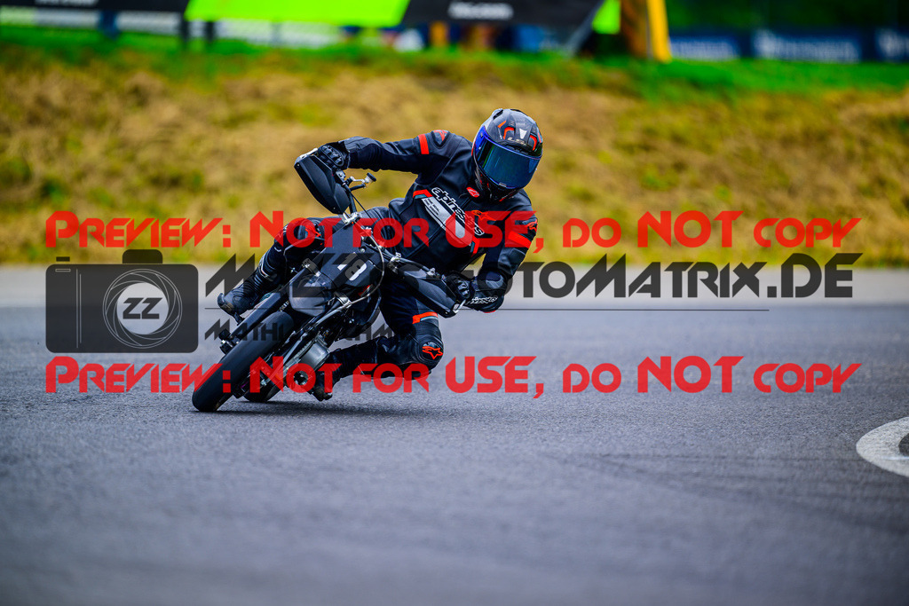 MaZZes_FotoMatrix_240608_6007705_8399 | OPEN