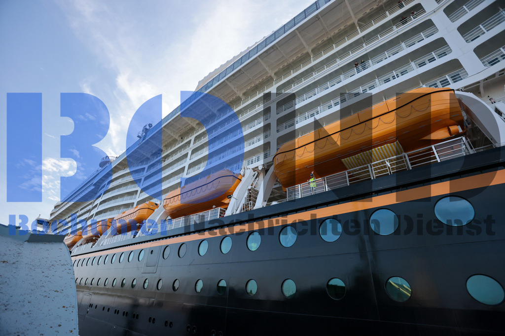 SES_EMDDIS20250920-56 | bond - Realisiert mit Pictrs.com