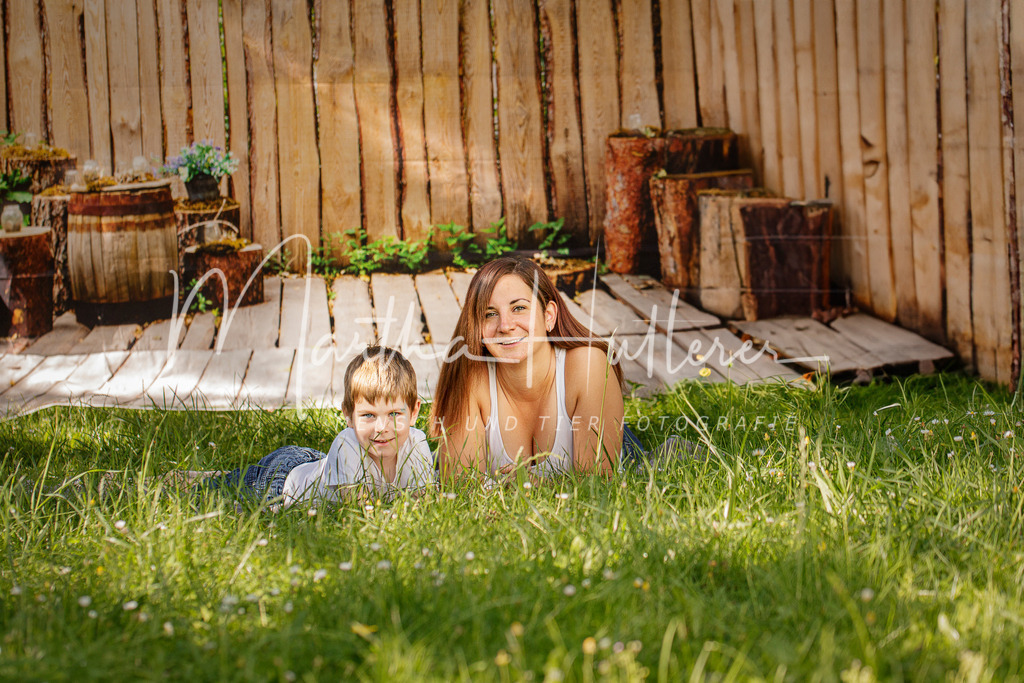 Holi Pulver Shooting  | Holi Pulver Fotografie mit Paaren, Familie und Kinder 