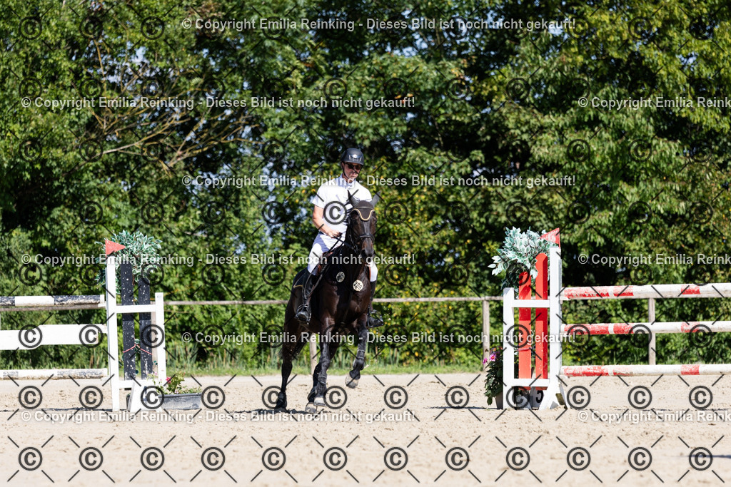 CL5A1189 | Emilia Reinking Fotografie - Realisiert mit Pictrs.com