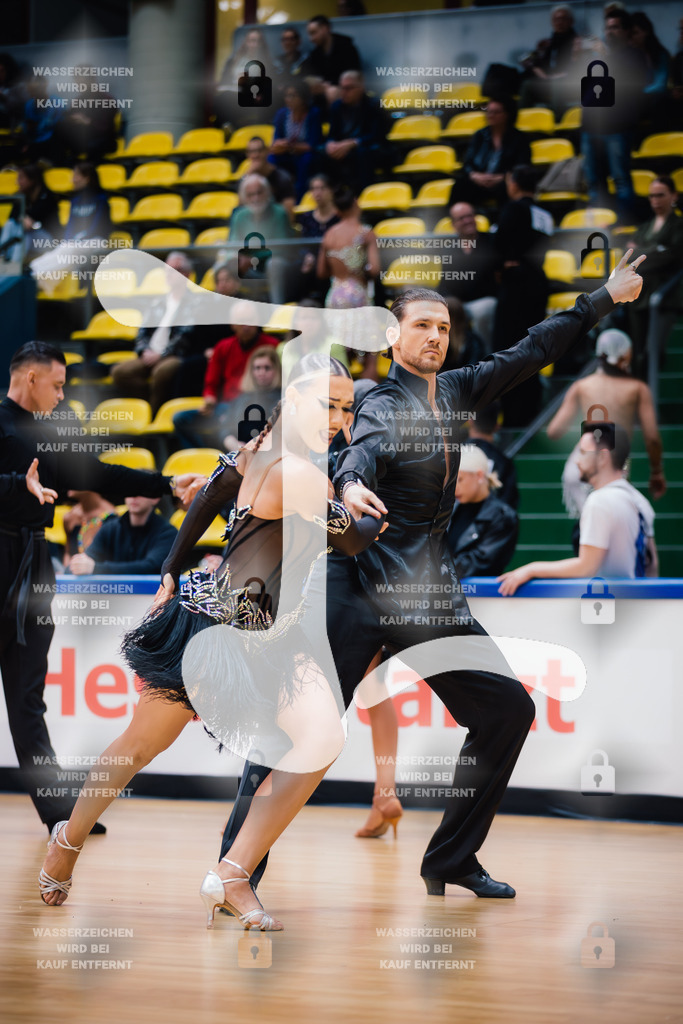 Hessen Tanzt WDSF International Open Latin 11th (43) Justin Lauer _ Rita Schumichin (TSC Saltatio Neustadt im TV 1860 Mußbach)-2025-05-18-3661 | Webshop for digital downloads and prints of dance sport, event & show photographer Julian Link - Realisiert mit Pictrs.com