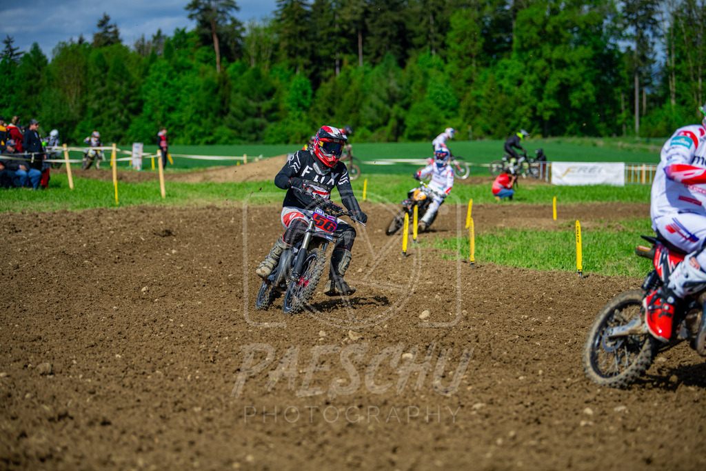 Mo (54) | Paeschuphoto Shop - Wer nicht sucht der auch nicht findet.Ob Motocrossbilder oder von einem besuchtem Spiel, Hauptsache Action. - Realisiert mit Pictrs.com