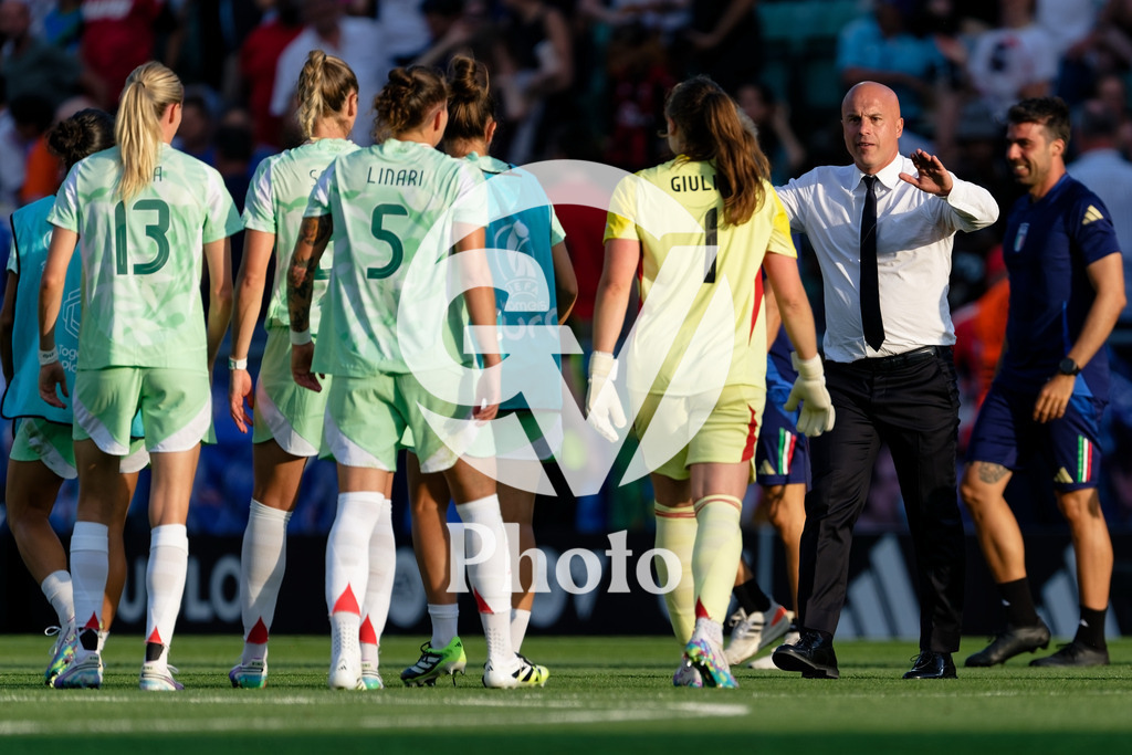 Belgium v Italy - UEFA Women's EURO 2025 Group B | SION, SWITZERLAND - JULY 3: Andrea Soncin of Italy (R)  with white shirt celebrates with the team after winning  during the UEFA Womens EURO 2025 Group B match between Belgium and Italy at Stade de Tourbillon on July 3, 2025 in Sion, Switzerland. (Photo by Giuseppe Velletri/Sports Press Photo/Getty Images)